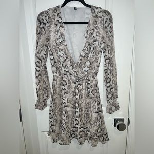Long sleeve snake print mini dress